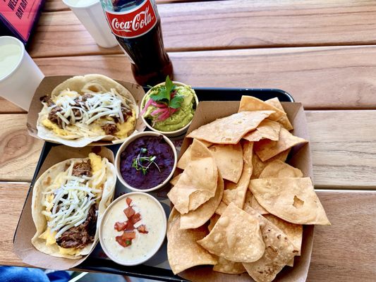 Ray Ray's Tacos by null