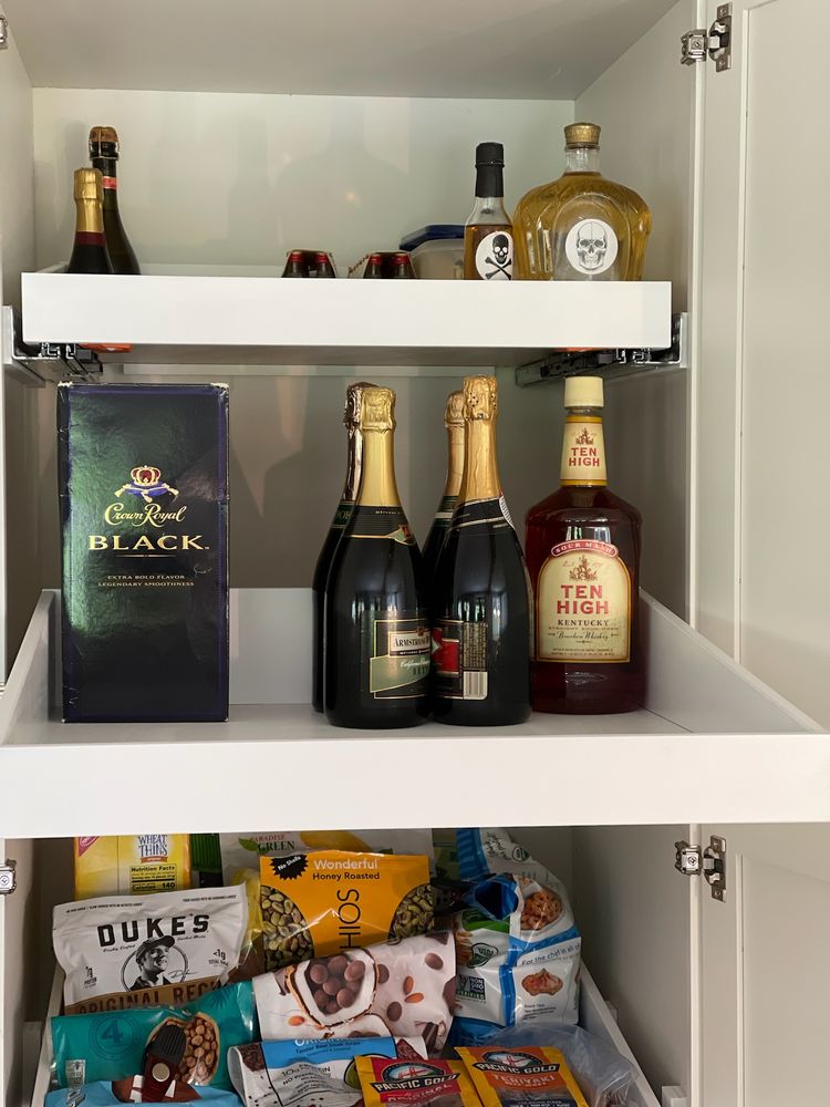 SHELFGENIE OF SEATTLE Updated October 2024 43 Photos & 36 Reviews Seattle, Washington