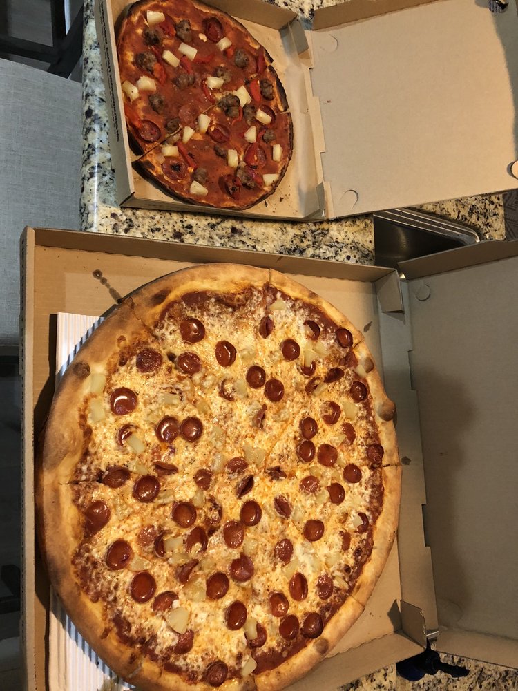 FLIPPIN’ PIZZA - Updated November 2024 - 149 Photos & 319 Reviews ...