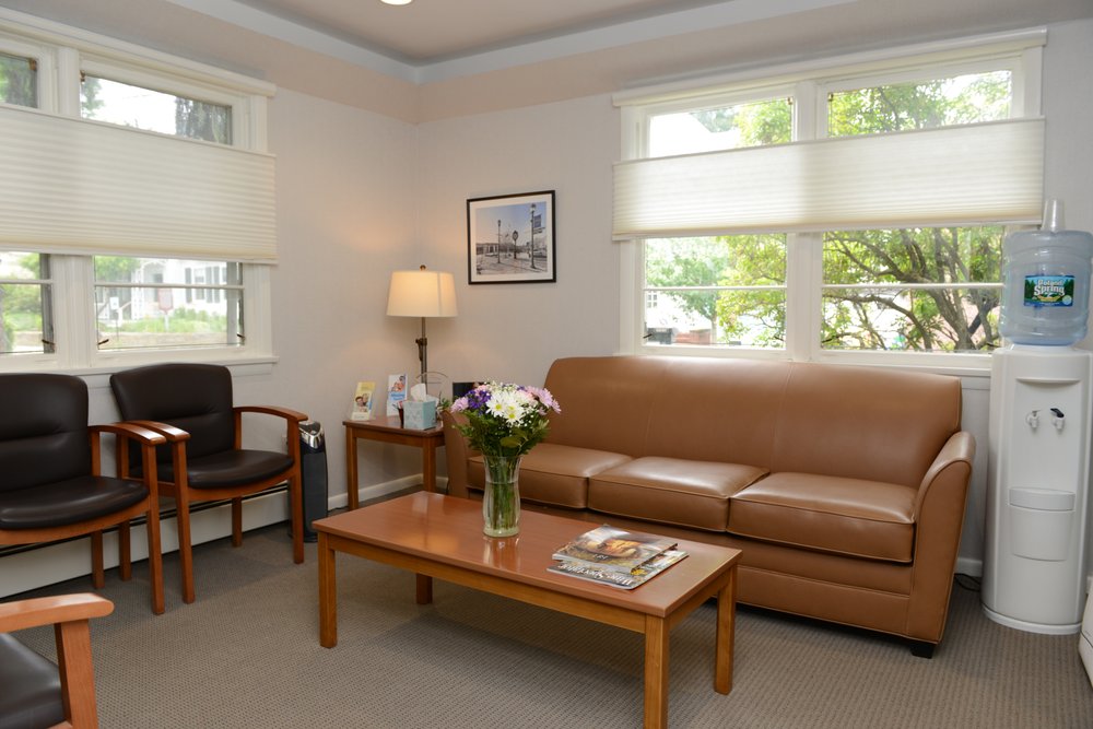 Jacob Wallach DDS PC - Nyack Smiles Logo