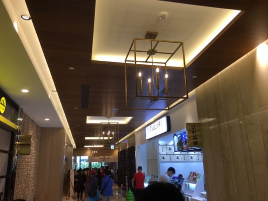 Breeze Center by null