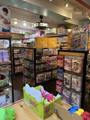 Geppetto's Toy Shoppe