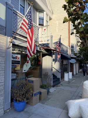 Post & Parcels, Inc. Presidio Hts by null