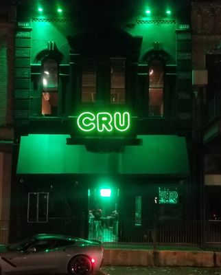 Cru by null