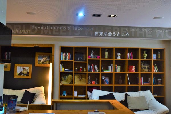 Flavours Cafe by null