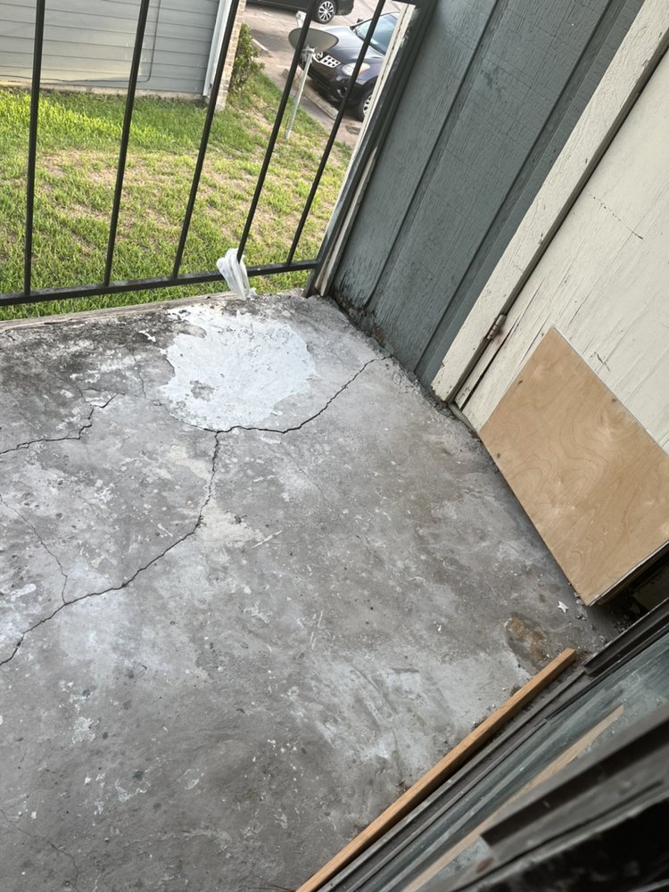 Slide of Cornerstone Cowboys Construction