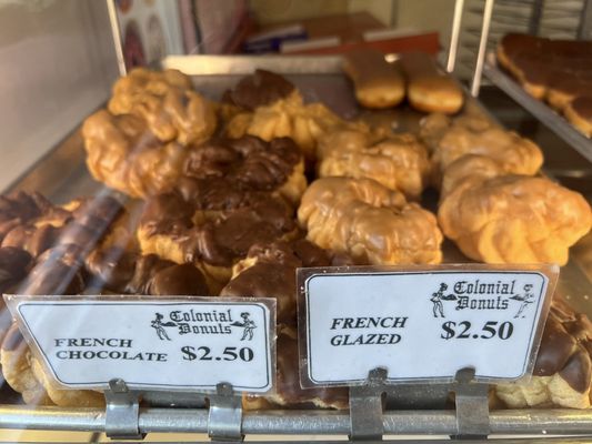 Colonial Donuts by null