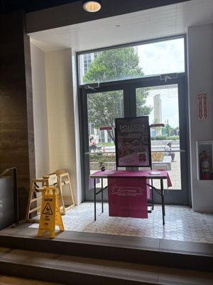 Plum Market – Ally Detroit Center by null