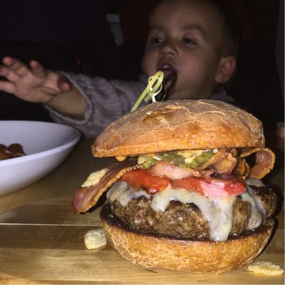 Little Beet Table by null