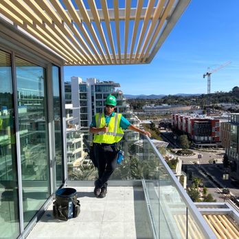Waves Window Washing - Window Washing Near Me - Carlsbad, California Waves Window Washing - Window Washing Near Me - Carlsbad, California