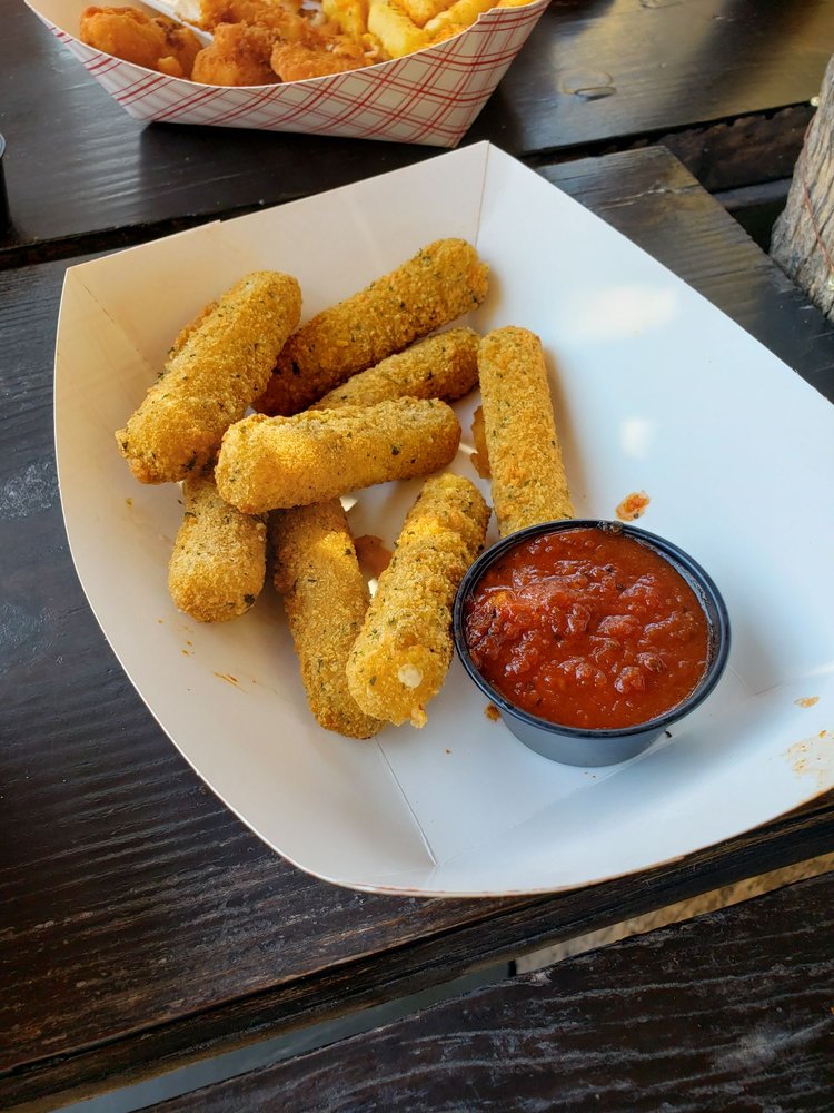 CRAB ISLAND CAFE/MANATEE TIKI BAR 28 Photos & 16 Reviews 573 Santa