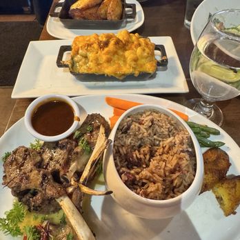 Escovitchez - Lamb chops and jerk Mac and cheese - Caribbean Near Me - Snellville, Georgia Escovitchez - Lamb chops and jerk Mac and cheese - Caribbean Near Me - Snellville, Georgia