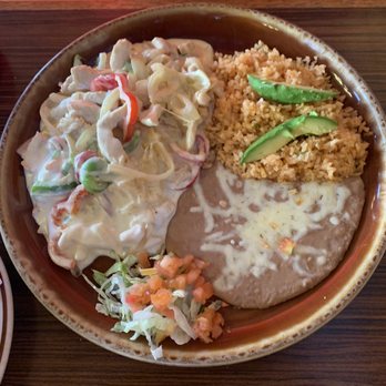 Avocado's Mexican Restaurant - Pollo Encremado - Mexican Near Me - Everett, Washington