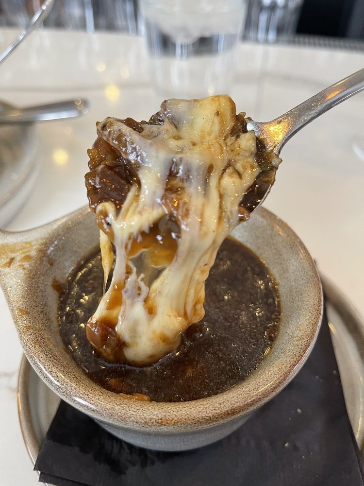 Social spots from 600 Kitchen & Bar