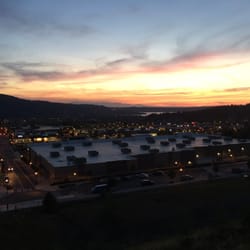 Issaquah Highlands Communities - The sunset from the top of the highlands.