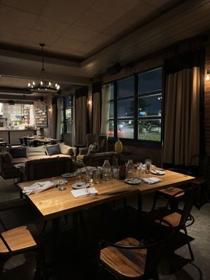 Whiskey Cake Kitchen & Bar by null