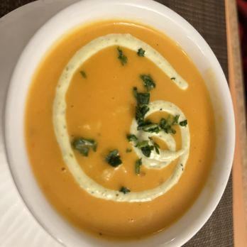 Hamrock's Restaurant - Lobster bisque - New American Near Me - Fairfax, Virginia