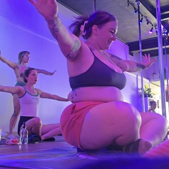 The Cheeky Peach - Pole Dancing Classes Near Me - Patchogue, New York
