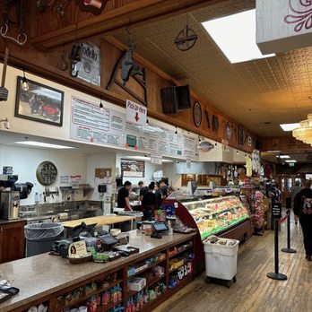 Granzella's Restaurant - Granzella's Delicatessen - Italian Near Me - Williams, California