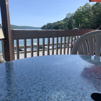 The Breezy - American Near Me - Greenwood Lake, New York