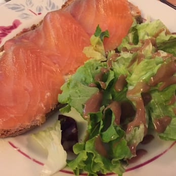 Adélaïde - Smoked salmon toast - Breakfast & Brunch Near Me - Paris, 75