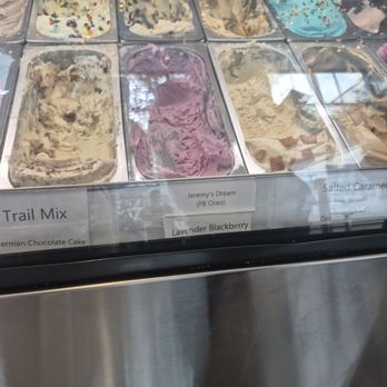 Silver Lining Creamery - Ice Cream & Frozen Yogurt Near Me - Fargo, North Dakota