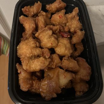 Heung Yuen Restaurant - Boneless Korean Chicken - Chinese Near Me - San Francisco, California