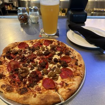 Yard House - The Carnivore Pizza - New American Near Me - Vernon Hills, Illinois Yard House - The Carnivore Pizza - New American Near Me - Vernon Hills, Illinois