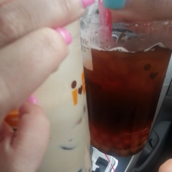I Heart Boba - Chai tea latte with tapioca on lefy, bluebrrry green tea eith mango boba on right. Both sre delicious! - Bubble Tea Near Me - Spring, Texas I Heart Boba - Chai tea latte with tapioca on lefy, bluebrrry green tea eith mango boba on right. Both sre delicious! - Bubble Tea Near Me - Spring, Texas