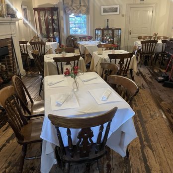 Reynolds Tavern - Inside dining room - Tea Rooms Near Me - Annapolis, Maryland Reynolds Tavern - Inside dining room - Tea Rooms Near Me - Annapolis, Maryland