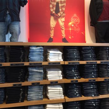 American Eagle Outfitters - Fab jean wall - Sports Wear Near Me - Jacksonville, Florida American Eagle Outfitters - Fab jean wall - Sports Wear Near Me - Jacksonville, Florida