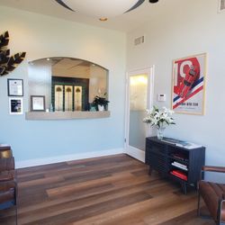 San Diego North Endodontics - Update reception area