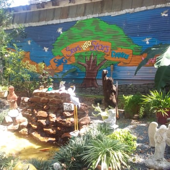 Comfort Cafe - Outdoor mural in patio area. Beautiful! - Breakfast & Brunch Near Me - Smithville, Texas Comfort Cafe - Outdoor mural in patio area. Beautiful! - Breakfast & Brunch Near Me - Smithville, Texas