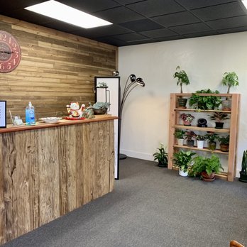 Simple Touch Massage - Front desk - Reflexology Near Me - Simi Valley, California Simple Touch Massage - Front desk - Reflexology Near Me - Simi Valley, California