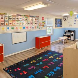Callahan Learning Center - Room to learn and grow in one of our Maple Grove child care classrooms.