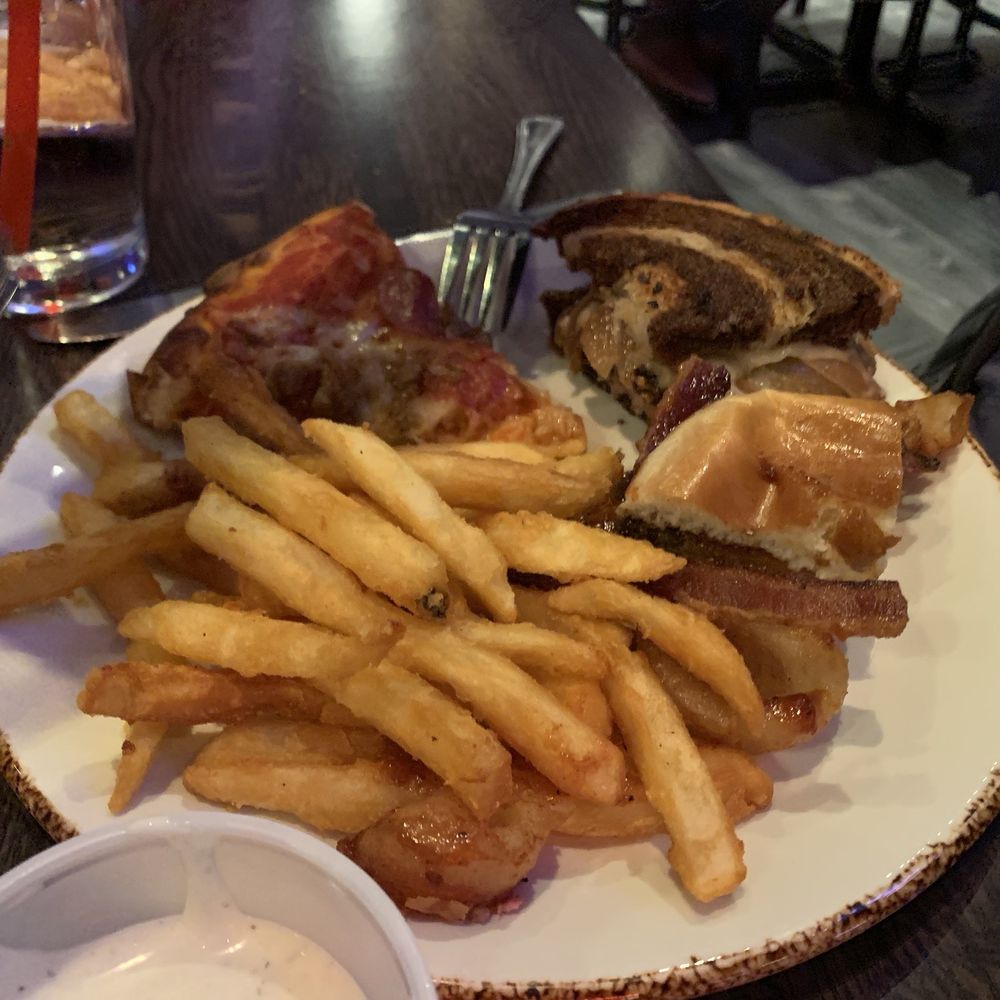 We split our meal - Patty Melt, Meat Lover's Pizza and a Burger. We split our meal - Patty Melt, Meat Lover's Pizza and a Burger.