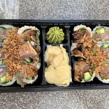Te Isshoku - Albacore Futomaki 12pcs - Sushi Bars Near Me - Los Angeles, California Te Isshoku - Albacore Futomaki 12pcs - Sushi Bars Near Me - Los Angeles, California