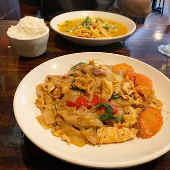 Up Thai - Drunken Noodle and Red Curry - Thai Near Me - Morris Plains, New Jersey