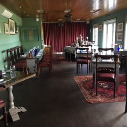 The Master Builder's Bar & Restaurant - Interior...very old English charm....