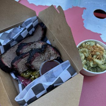 Union Barbecue - Brisket and Mac - Food Trucks Near Me - Charlotte, North Carolina Union Barbecue - Brisket and Mac - Food Trucks Near Me - Charlotte, North Carolina