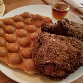 Té - Chicken & waffles served with honey - Asian Fusion Near Me - Toronto, Ontario Té - Chicken & waffles served with honey - Asian Fusion Near Me - Toronto, Ontario