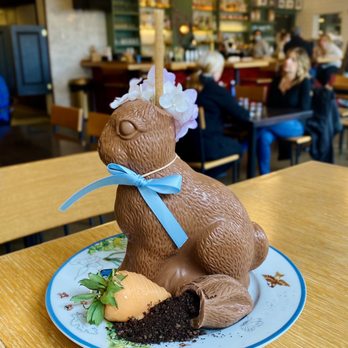 Mediterra Cafe - Carrot cake bunny latte - Cafes Near Me - Pittsburgh, Pennsylvania