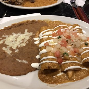 Tres Machos - Enchiladas chipotle - Mexican Near Me - Richmond, Virginia Tres Machos - Enchiladas chipotle - Mexican Near Me - Richmond, Virginia