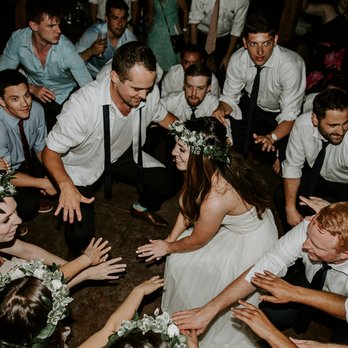 AMS Entertainment - Bride and Groom getting down at Contento Vineyards - DJs Near Me - Sonoma, California