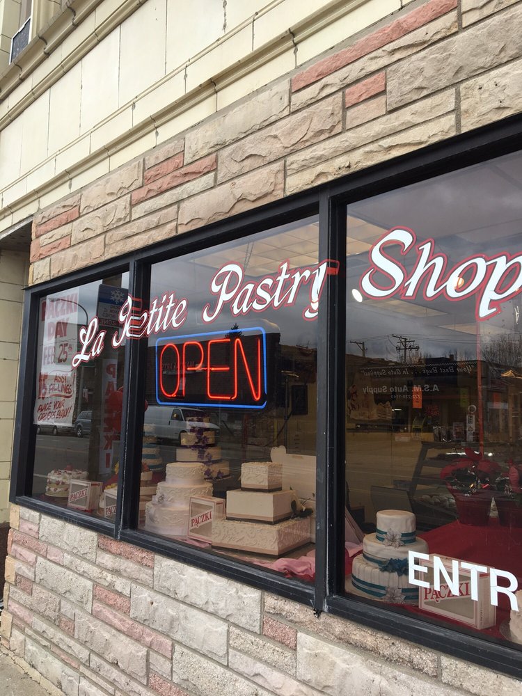 LA PETITE PASTRY CLOSED 21 Photos & 20 Reviews 5610 W 63rd St