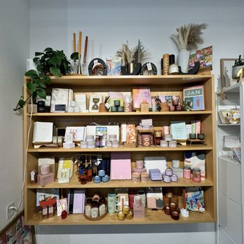 Paddywax Candle Bar - Candle Stores Near Me - Reston, Virginia