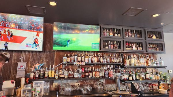 Black+Haus Tavern - Parker by null