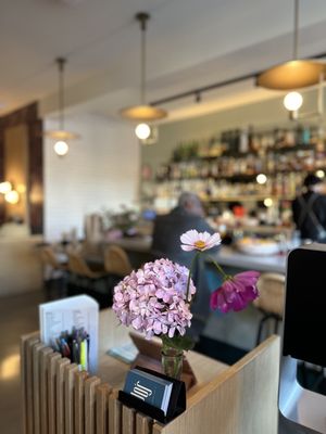 Jo's Modern Thai by null