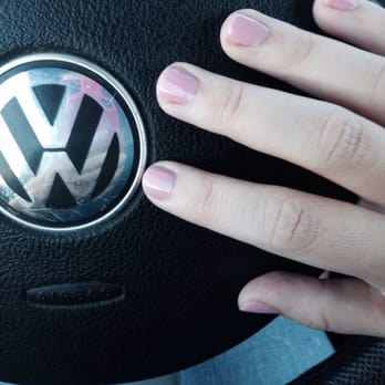 Q Nails - $25 for a shellac manicure. - Nail Salons Near Me - Louisville, Kentucky