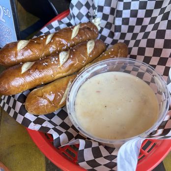 Pub on Pearl - Pubs Near Me - Denver, Colorado Pub on Pearl - Pubs Near Me - Denver, Colorado